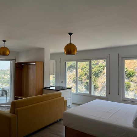 Luxury Rooftop Suites By Blumont Škalngur Eksteriør billede